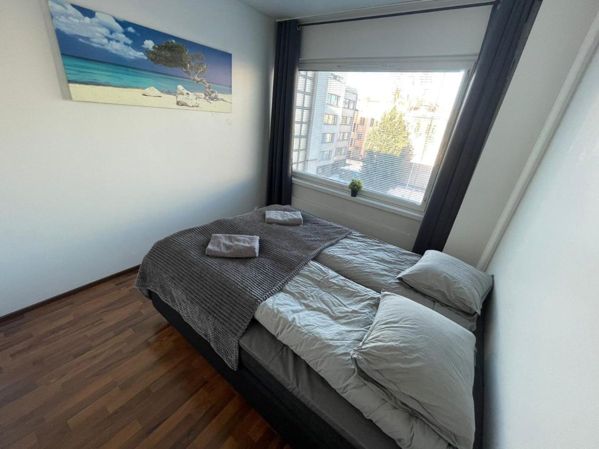 Oulu City Center 4-Room Apartment Parking Buitenkant foto